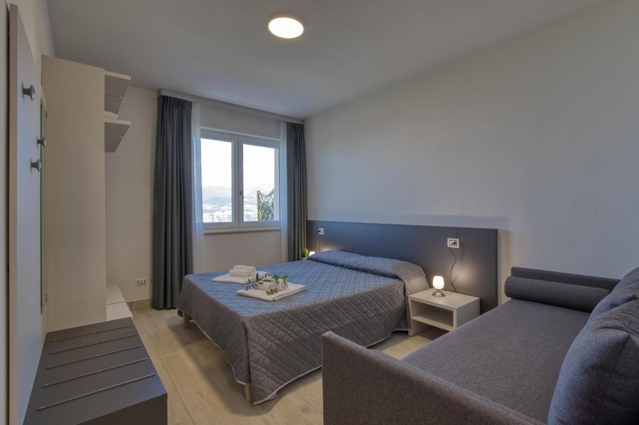Pinini Country Apartments Malcesine Exterior foto