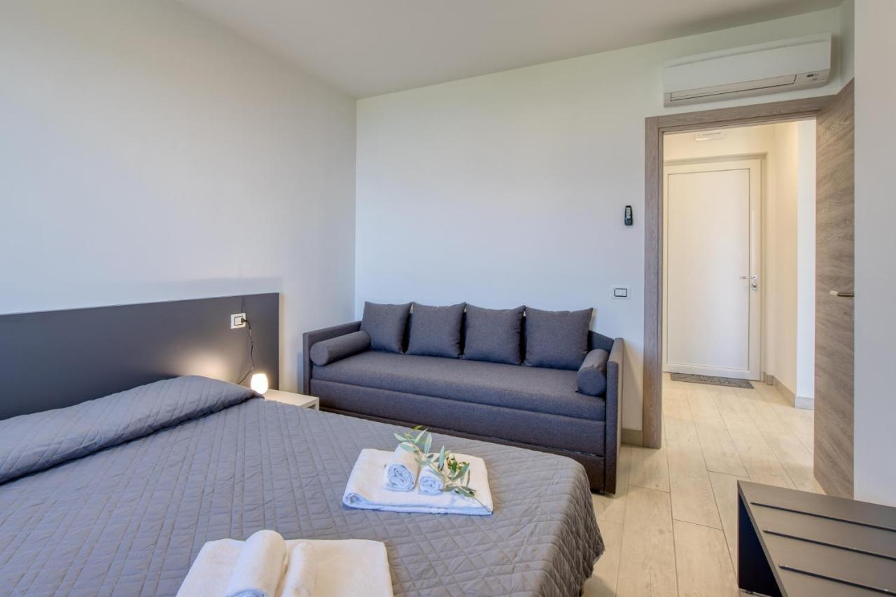 Pinini Country Apartments Malcesine Exterior foto