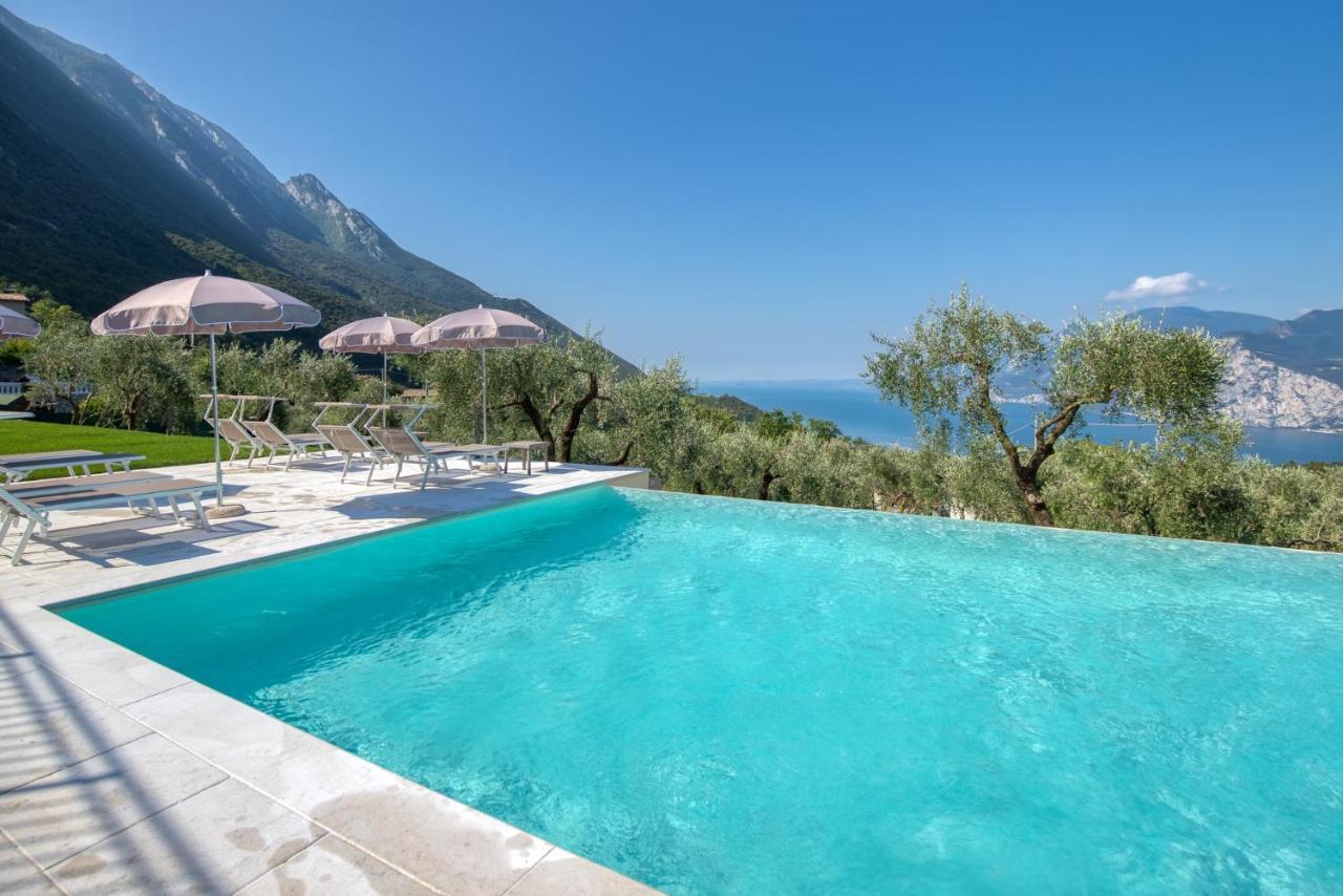 Pinini Country Apartments Malcesine Exterior foto